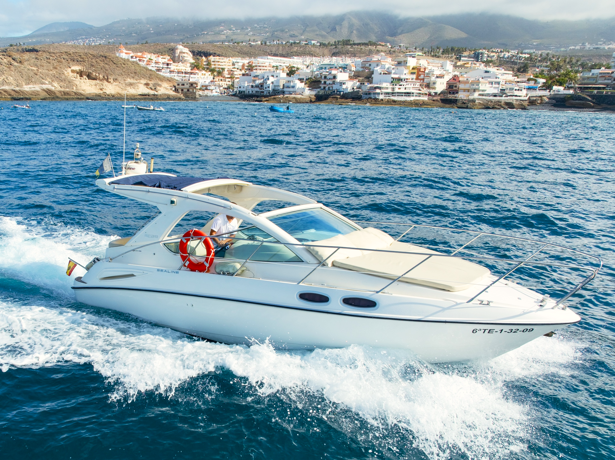 Sealine SC29 – Private Motorboat Experience in Tenerife